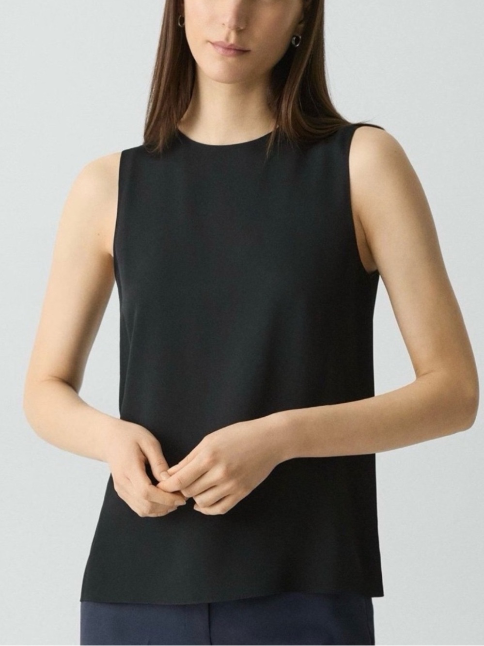 Theory Bringam Urban Crepe Black Sleeveless Blouse Top Medium